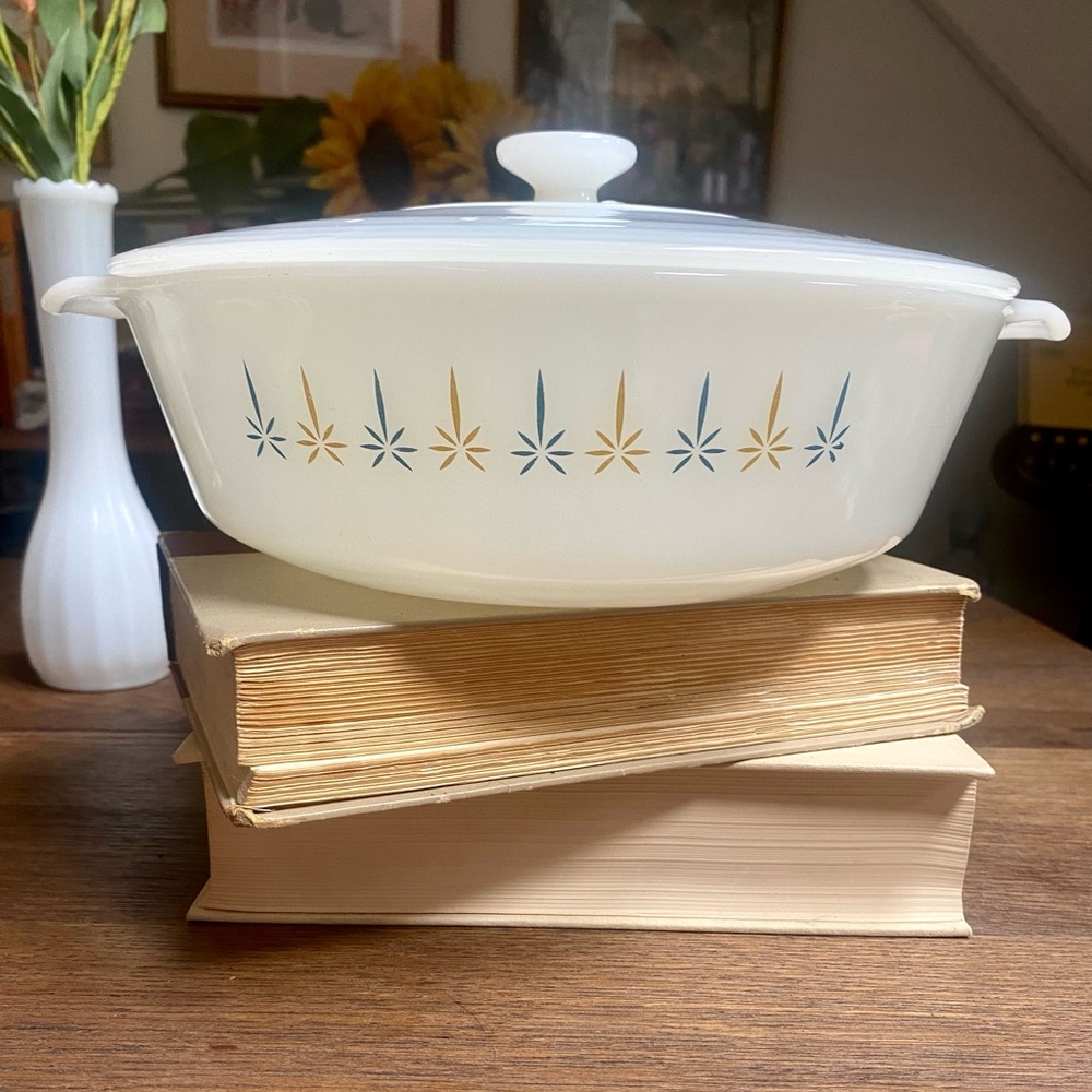 Mid Century Modern Anchor Hocking/Fire King Candle Glow Starburst Casserole Dish